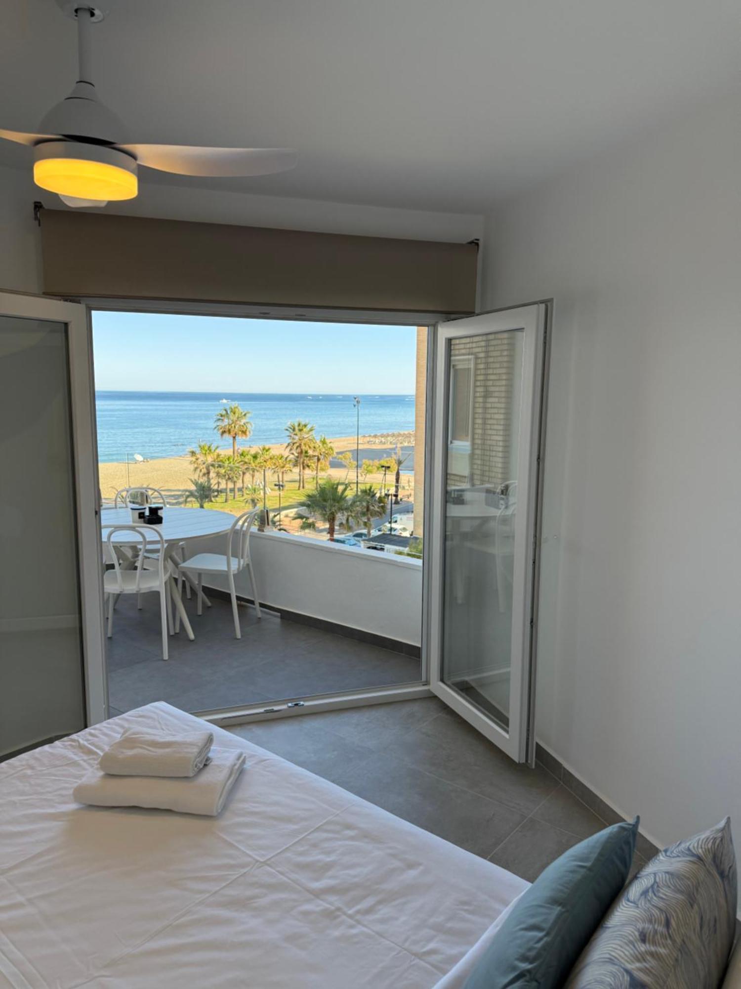 Apartamento Ronda III フエンヒロラ エクステリア 写真